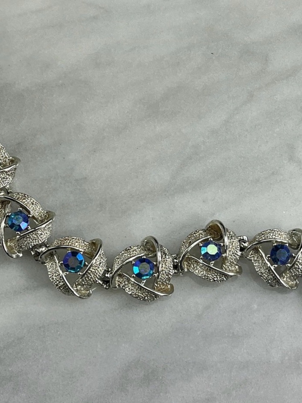 Pre-Loved-Vintage Blue Rhinestone Bracelet - Costume Jewelry Silver Tone